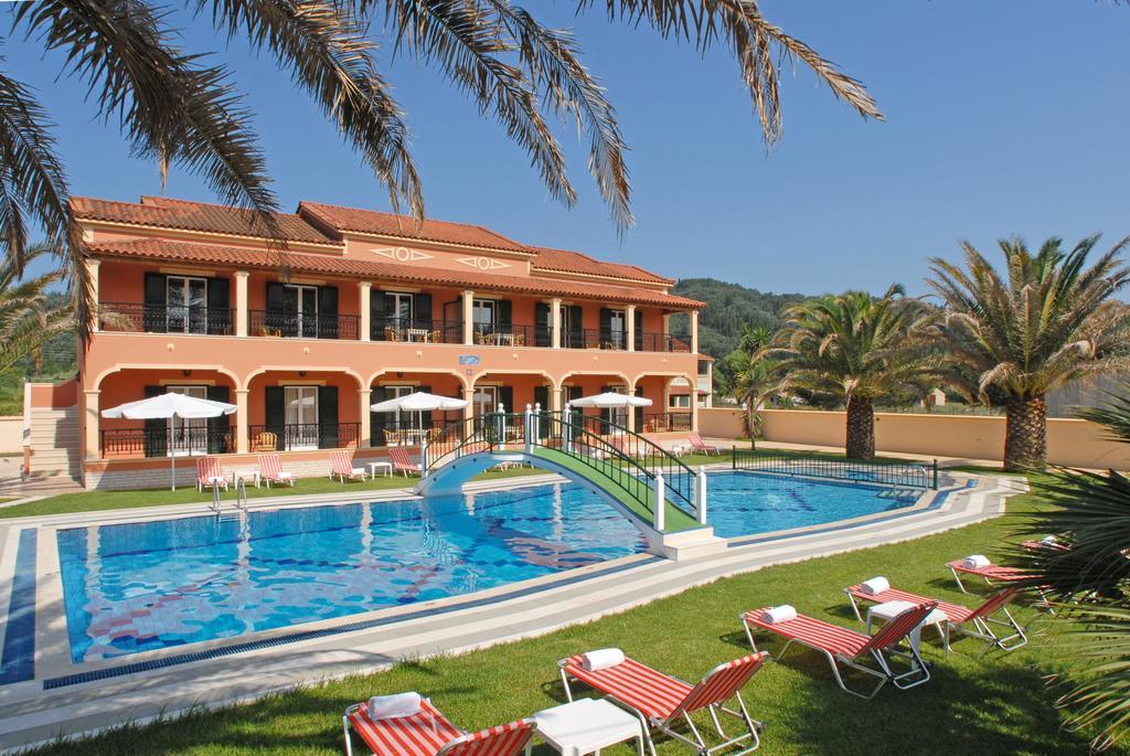 Dimitris Apartments Сидарион Экстерьер фото